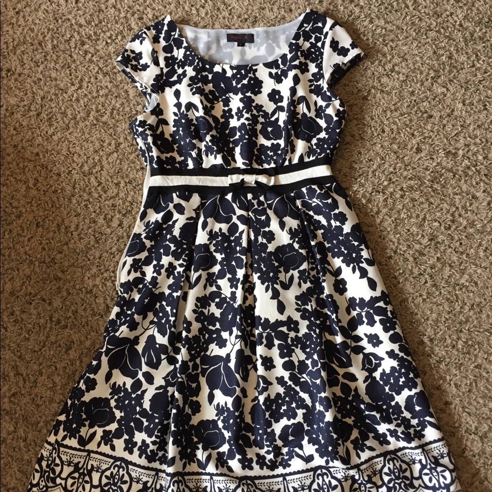 agnes b dress floral